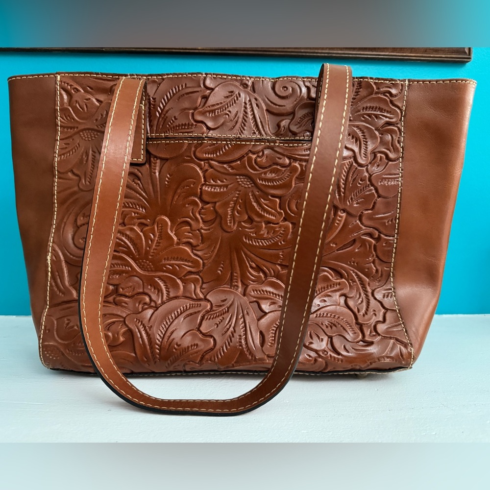 Beautiful Patricia Nash Tooled Leather Tote